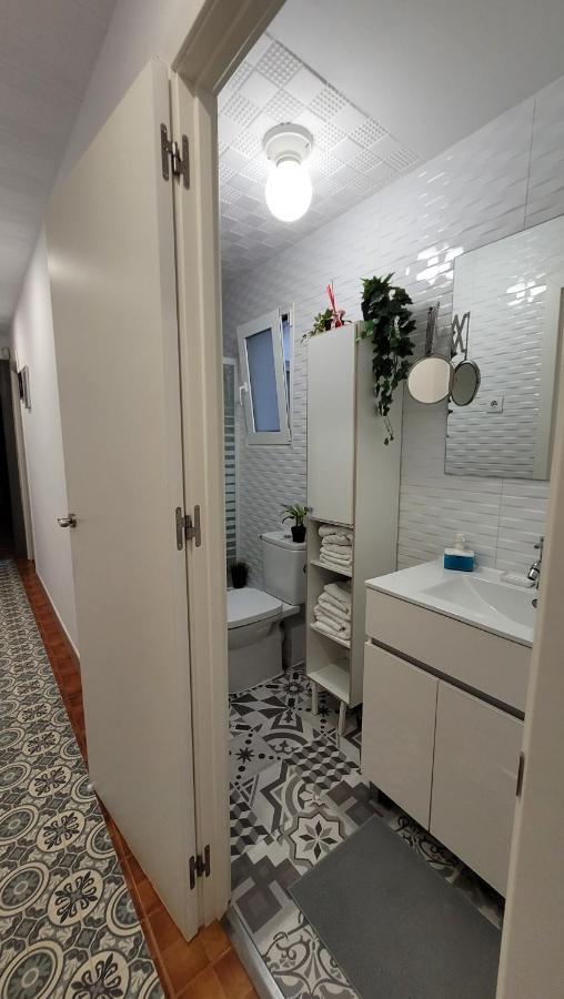 Apartaments B O D Collblanc L'Hospitalet de Llobregat Bagian luar foto