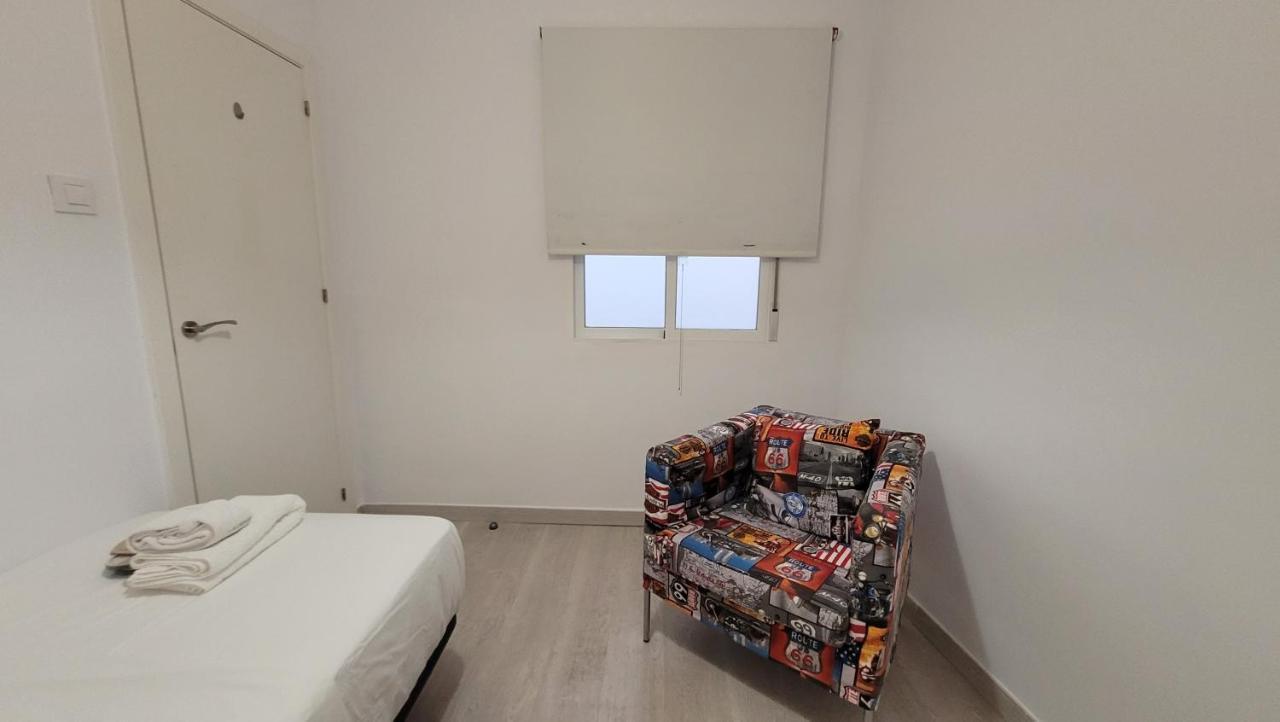 Apartaments B O D Collblanc L'Hospitalet de Llobregat Bagian luar foto