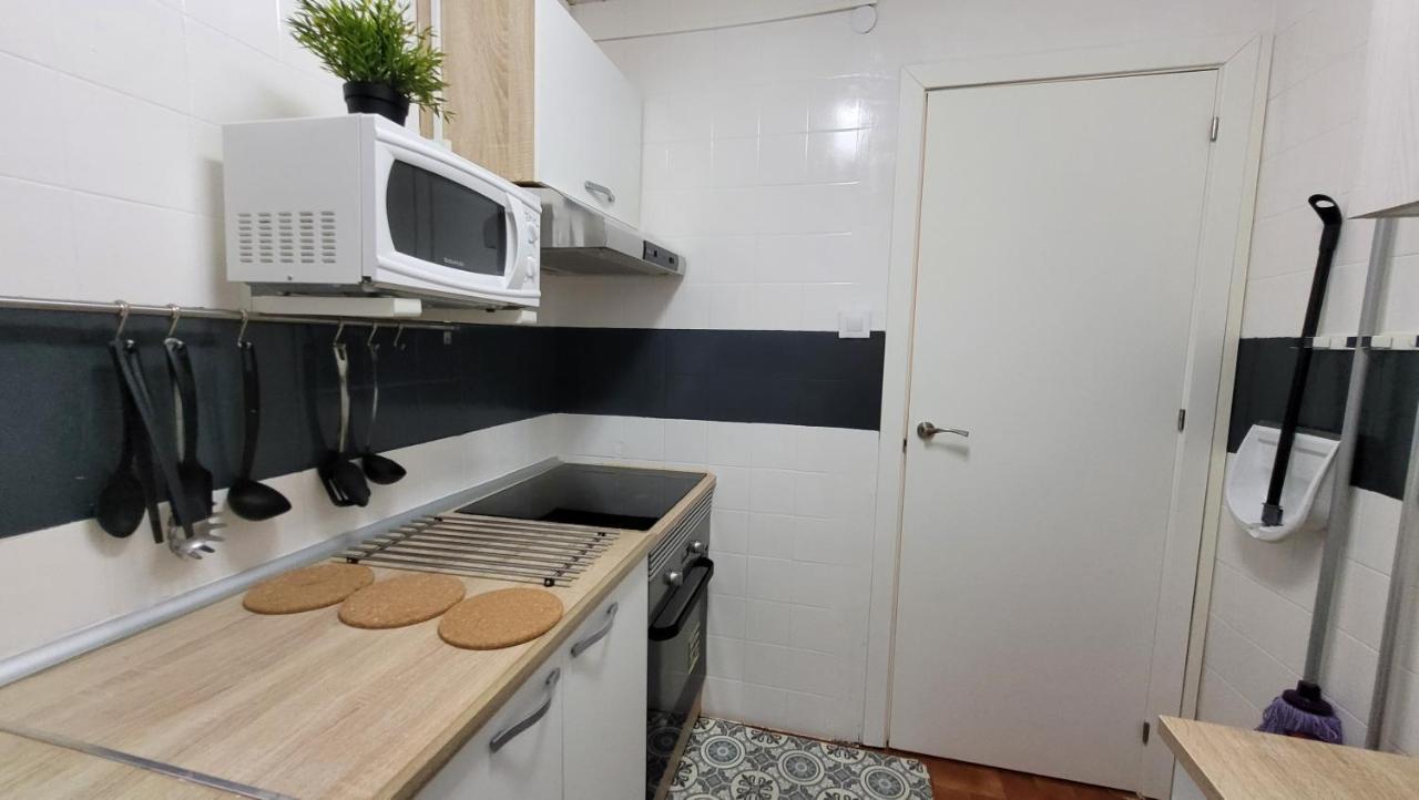Apartaments B O D Collblanc L'Hospitalet de Llobregat Bagian luar foto