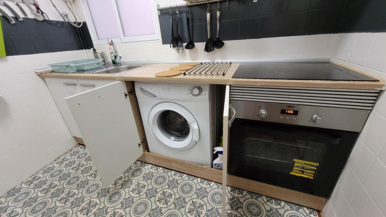 Apartaments B O D Collblanc L'Hospitalet de Llobregat Bagian luar foto
