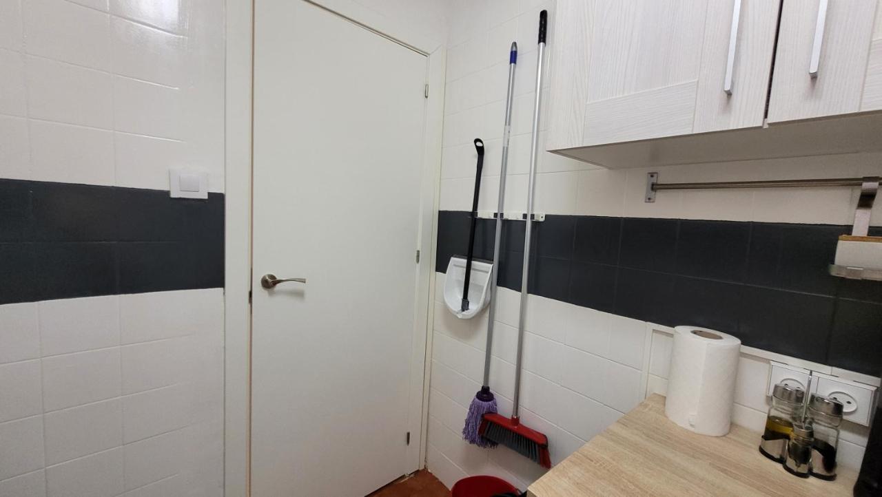 Apartaments B O D Collblanc L'Hospitalet de Llobregat Bagian luar foto