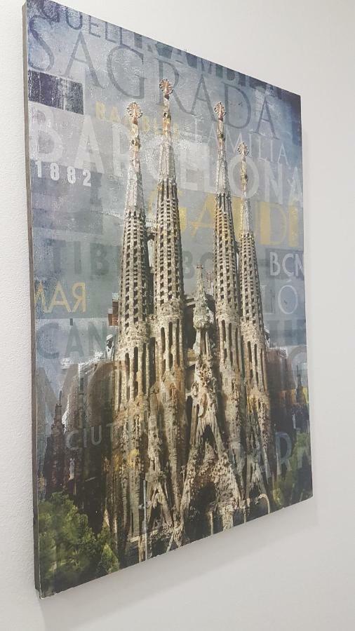 Apartaments B O D Collblanc L'Hospitalet de Llobregat Bagian luar foto